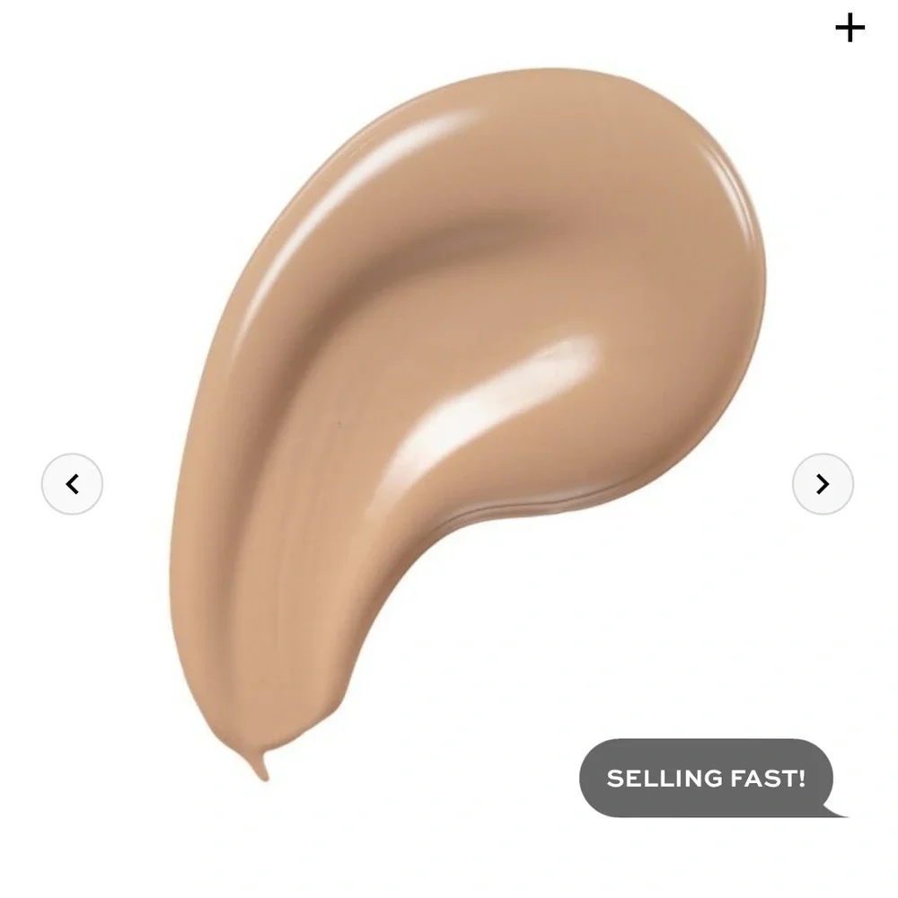 Bundle of Two Makeup REVOLUTION F6 CONCEAL & HYDRATE Radiance CONCEALER